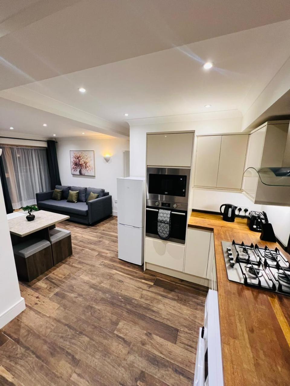 Luxury Apartment Near London Centre, Near Train Station, E1 Εξωτερικό φωτογραφία